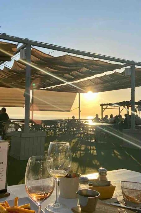 Appartamento Duplex Beach Cabopino Marbella Esterno foto