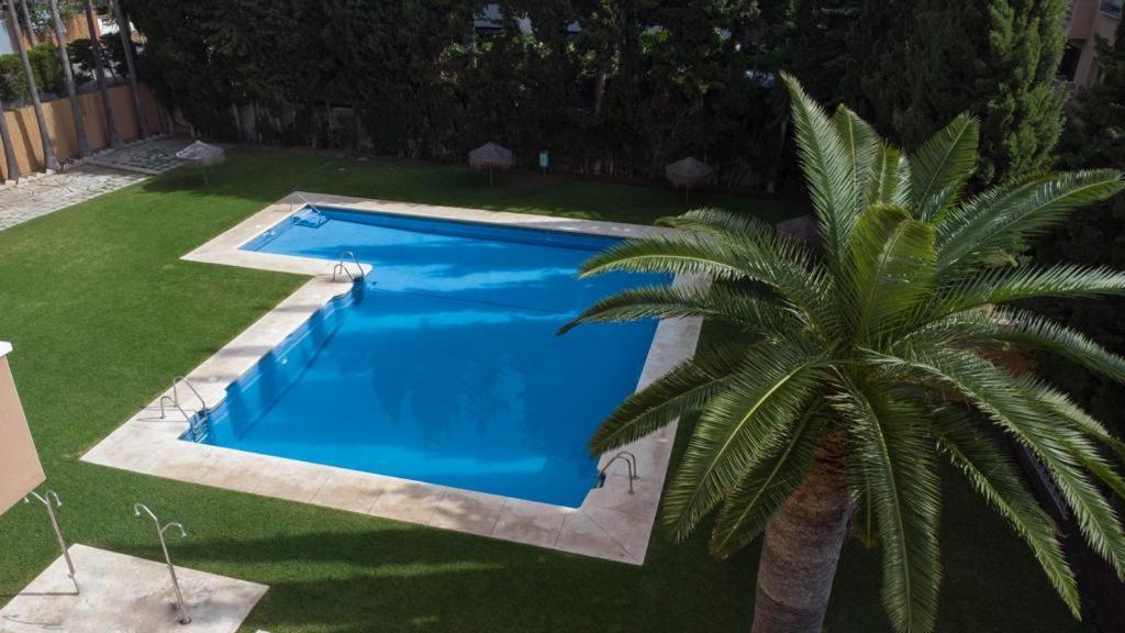 Appartamento Duplex Beach Cabopino Marbella Esterno foto